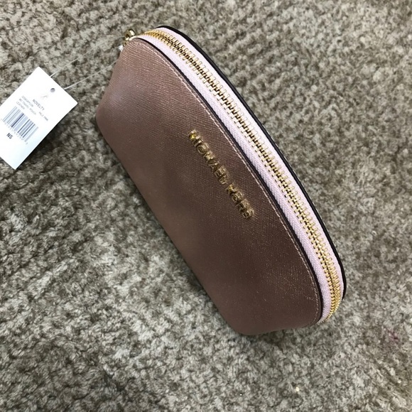 Michael Kors Pouch - Picture 7 of 16